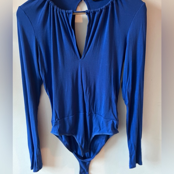 Talula Aritzia Keyhole Back Bodysuit L GUC - Picture 4 of 12